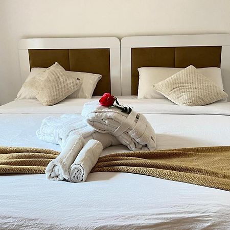 Appartement De Luxe Avec Jardin Vue Sur La Piscine Golf Securise 24H Sur 24 A 5 Minutes De L Aeroport Marrakesh Esterno foto