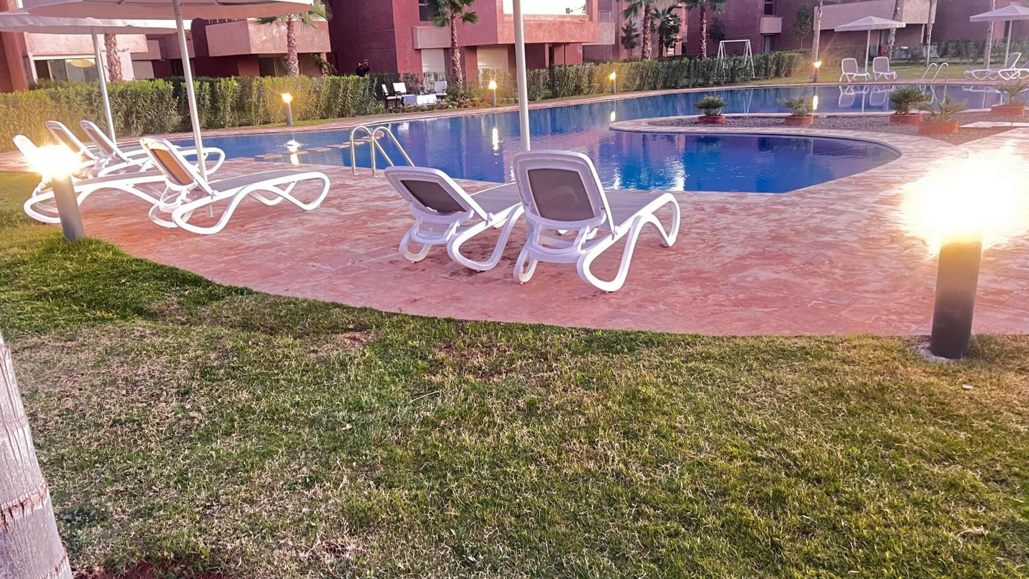 Appartement De Luxe Avec Jardin Vue Sur La Piscine Golf Securise 24H Sur 24 A 5 Minutes De L Aeroport Marrakesh Esterno foto